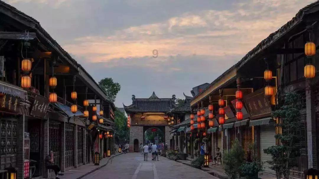 构建“文化+标准”本土文化产业科学体系